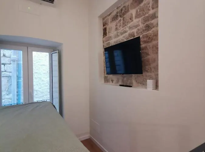 Appartamento Corte San Triggiano 13 Vecchia, *