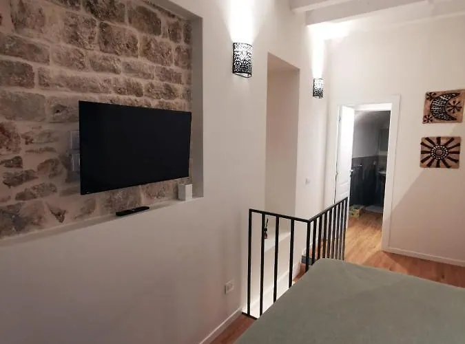 Corte San Triggiano 13 Citta Vecchia, * Bari