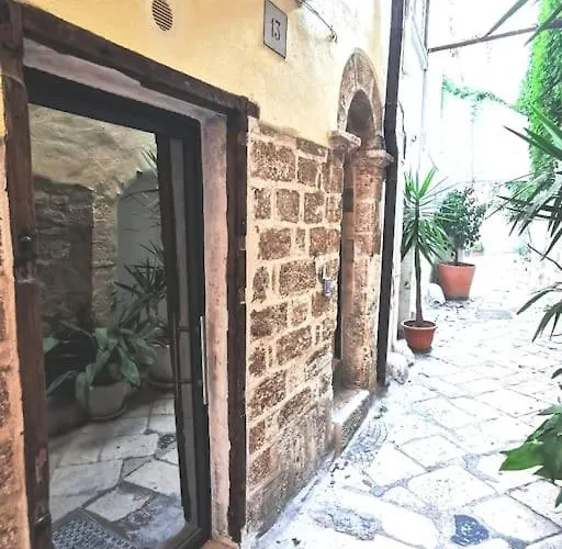Daire Corte San Triggiano 13 Citta Vecchia, *